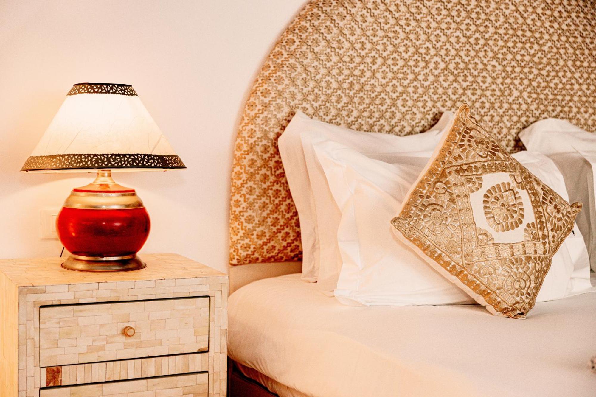 Riad Luciano Hotel And Spa Маракеш Стая снимка