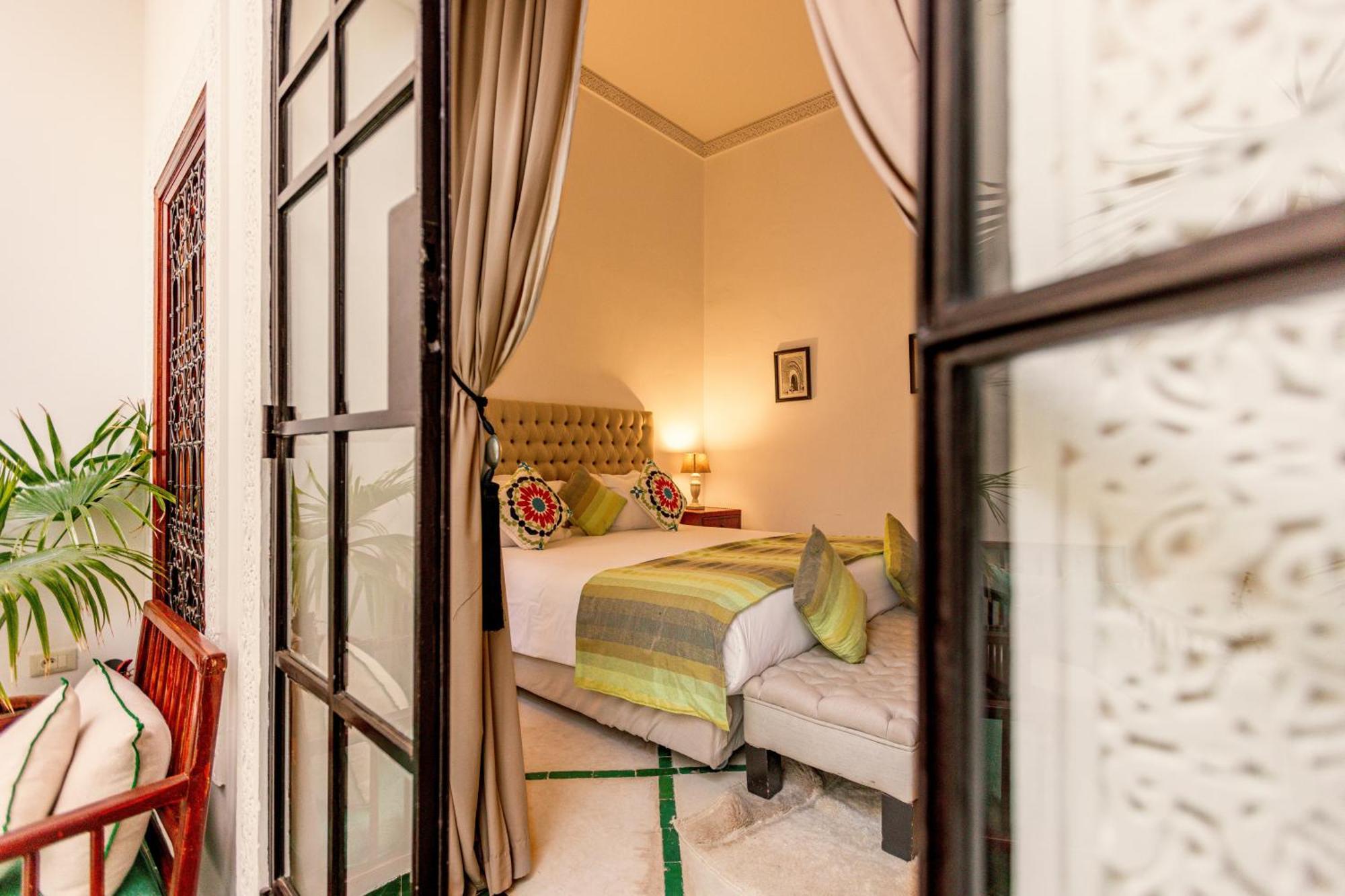 Riad Luciano Hotel And Spa Маракеш Стая снимка