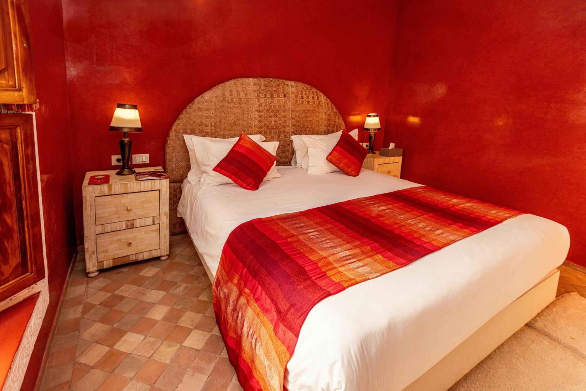 Riad Luciano Hotel And Spa Маракеш Стая снимка